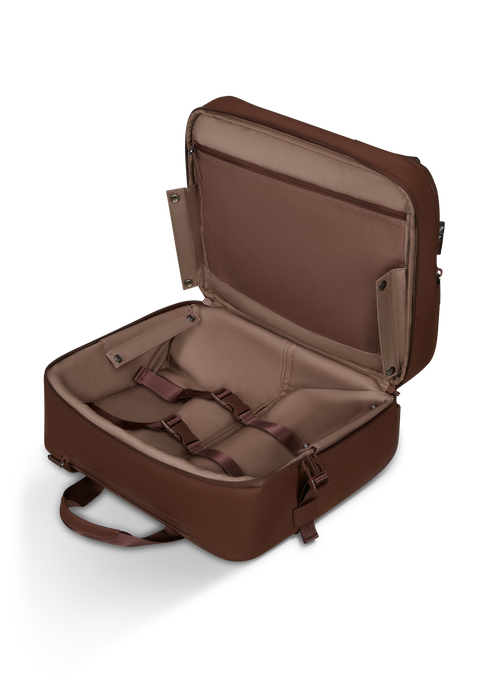 Lost In Berlin Pilot Case 16"