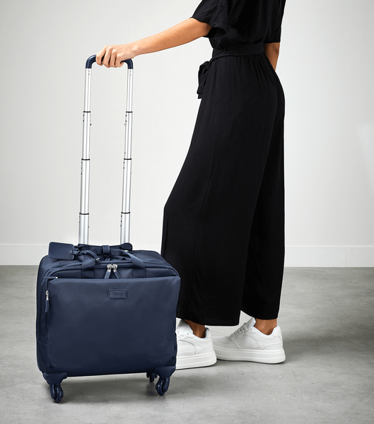 4BIZ Trolley mit 4 Rollen 15.6" 4BIZ Trolley mit 4 Rollen 15.6"