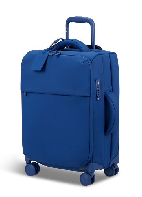 Lipault Lost In Berlin Cabin 2.0 55cm  Blue Me Away Lipault Lost In Berlin Cabin 2.0 55cm  Blue Me Away
