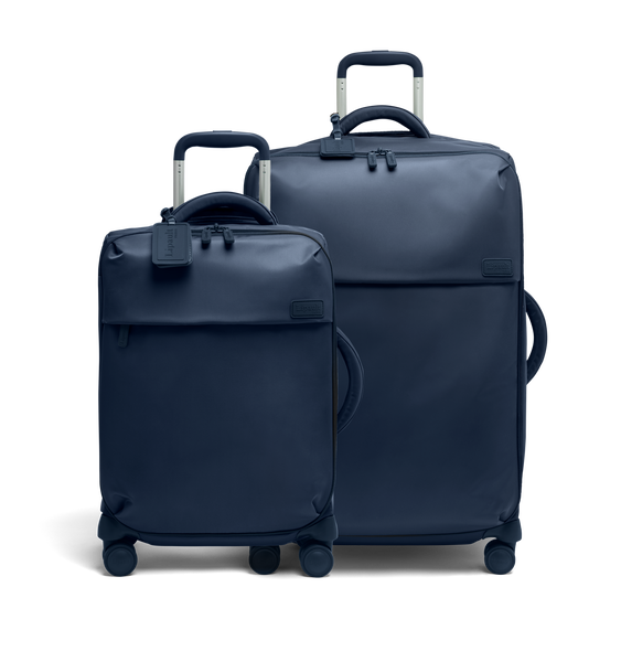 Set of 2 Plume Suitcases Set of 2 Plume Suitcases