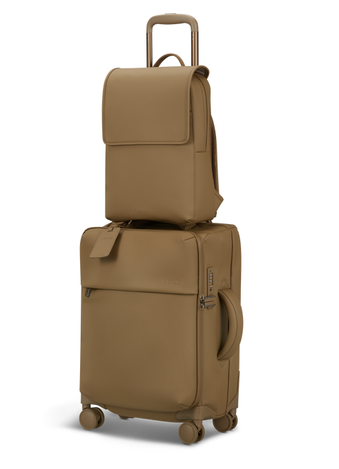 Lost In Berlin Rucksack Square 15"